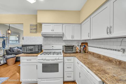 59 Haven Dr, Matawan, NJ 07747 photo 10