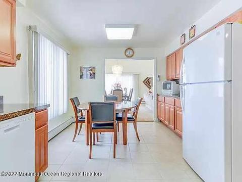 82 Pershing Blvd, Lavallette, NJ 08735 photo 14