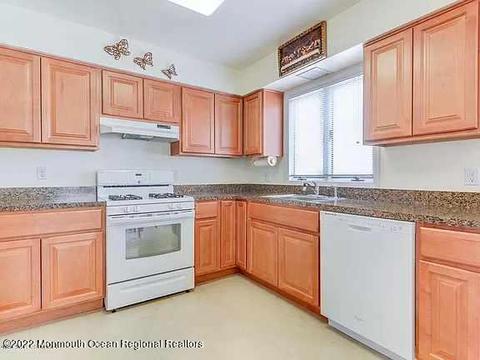 82 Pershing Blvd, Lavallette, NJ 08735 photo 15