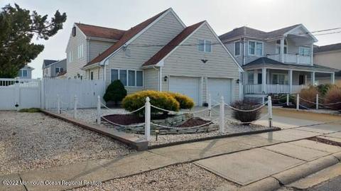 82 Pershing Blvd, Lavallette, NJ 08735 photo 8