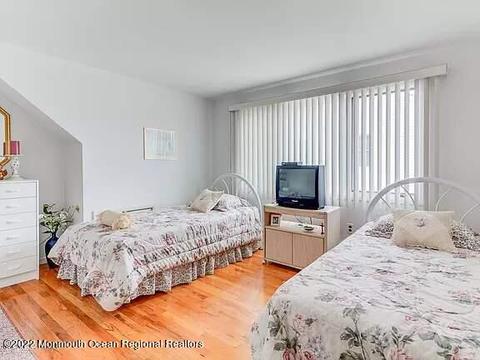 82 Pershing Blvd, Lavallette, NJ 08735 photo 18