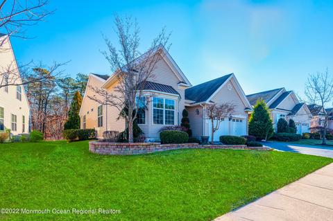 35 Arborridge Dr, Forked River, NJ 08731 photo 3