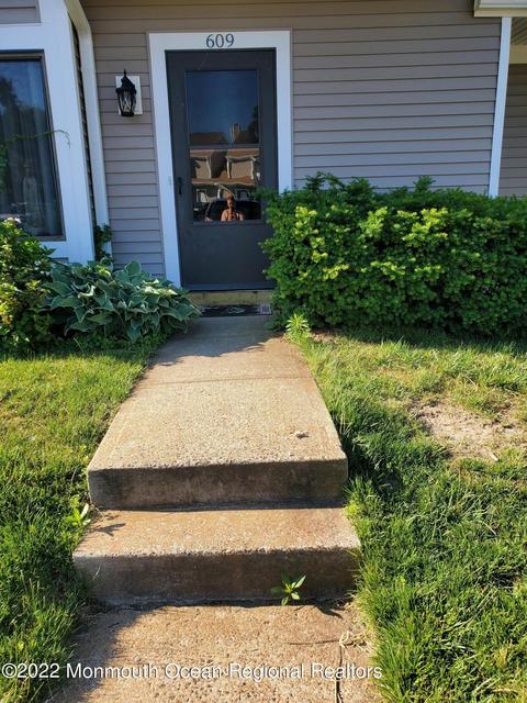 609 Sandra Pl, Brick, NJ 08724 photo 1