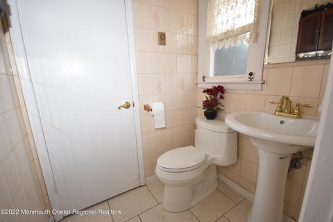 4 Burns Ct, Brick, NJ 08724 photo 9