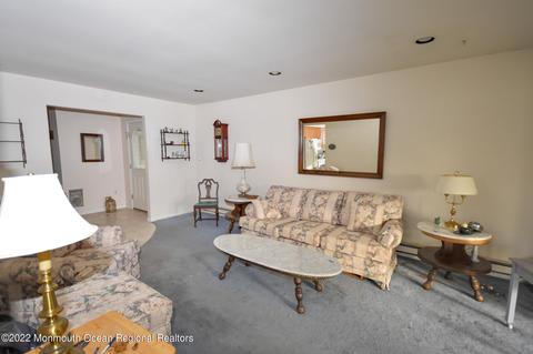 4 Burns Ct, Brick, NJ 08724 photo 6