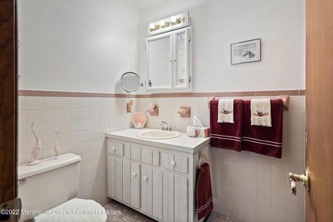 246 Hemlock Ln, Forked River, NJ 08731 photo 23