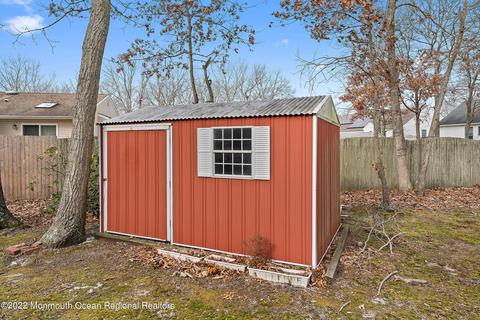 246 Hemlock Ln, Forked River, NJ 08731 photo 33