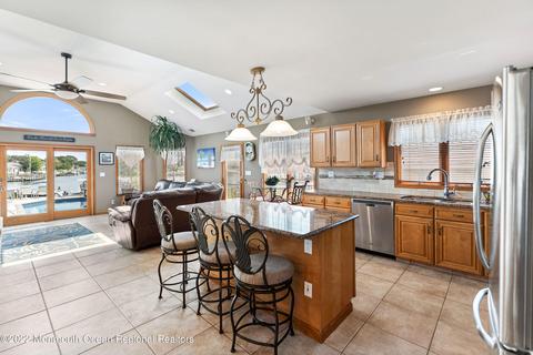 658 Harbor Rd, Brick, NJ 08724 photo 5