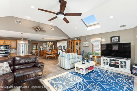 658 Harbor Rd, Brick, NJ 08724 photo 6