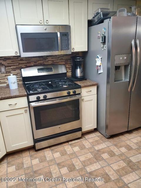 17 Norwick Dr, Forked River, NJ 08731 photo 6