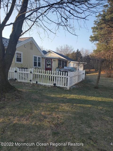17 Norwick Dr, Forked River, NJ 08731 photo 4