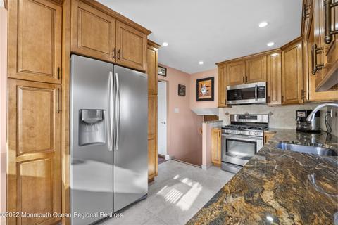 32 Scheid Dr, Parlin, NJ 08859 photo 13