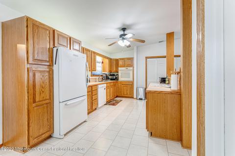 7 New Castle Ct, Jackson, NJ 08527 photo 28