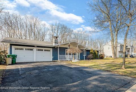 7 New Castle Ct, Jackson, NJ 08527 photo 2