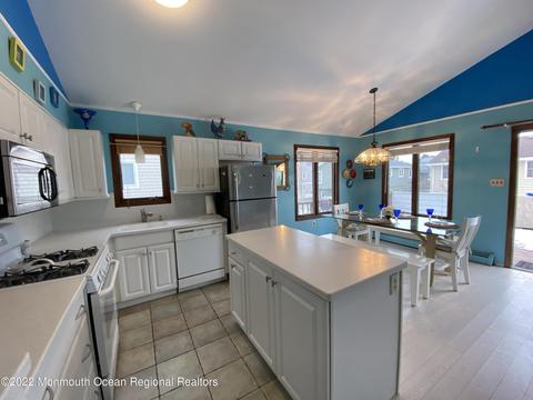 2 E 83rd St, Harvey Cedars, NJ 08008 photo 8