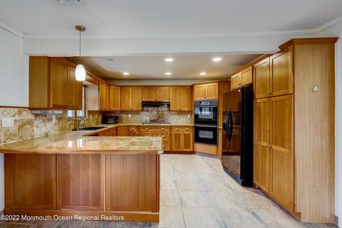 265 Forest Ave, North Middletown, NJ 07748 photo 12