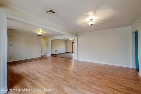 265 Forest Ave, North Middletown, NJ 07748 photo 9