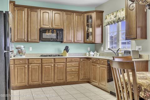 5 Eagleswood Dr, Waretown, NJ 08758 photo 19
