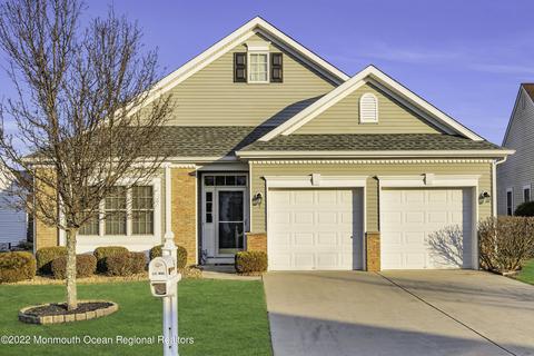 5 Eagleswood Dr, Waretown, NJ 08758 photo 1
