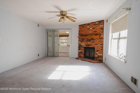 105 Mansfield Dr, Brick, NJ 08724 photo 6