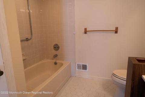 105 Mansfield Dr, Brick, NJ 08724 photo 10