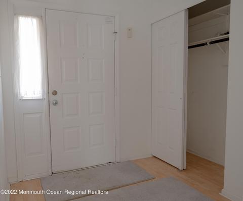 105 Mansfield Dr, Brick, NJ 08724 photo 4