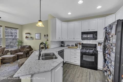 22 Wolverton Ct, Jackson, NJ 08527 photo 8