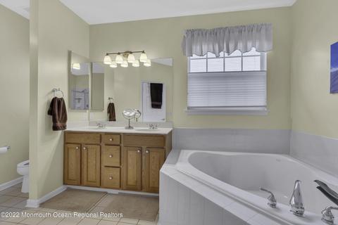 22 Wolverton Ct, Jackson, NJ 08527 photo 27