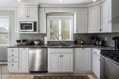 87 Longpoint Dr, Brick, NJ 08723 photo 9