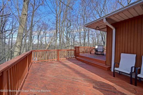 21 Eastbrook Dr, Holmdel, NJ 07733 photo 17