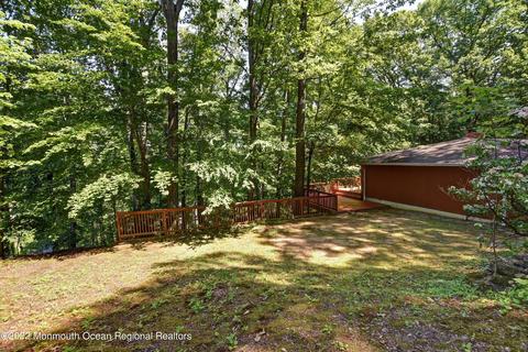 21 Eastbrook Dr, Holmdel, NJ 07733 photo 18