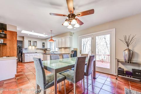 21 Eastbrook Dr, Holmdel, NJ 07733 photo 6