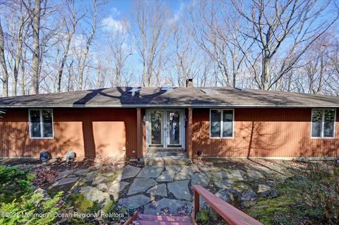 21 Eastbrook Dr, Holmdel, NJ 07733 photo 1