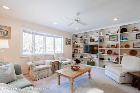 2 Woods End Rd, Rumson, NJ 07760 photo 5