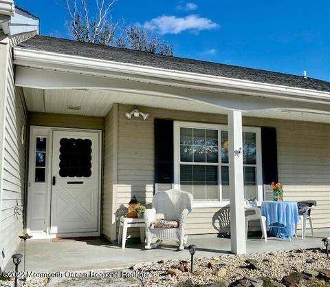 14 Lancaster Ct, Forked River, NJ 08731 photo 2