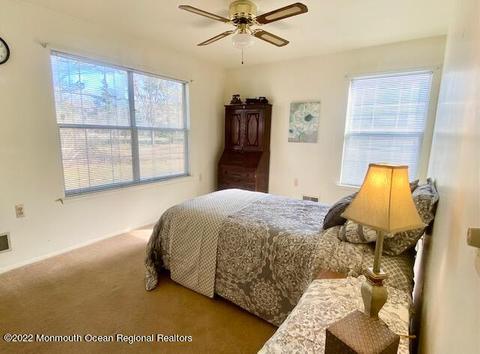 14 Lancaster Ct, Forked River, NJ 08731 photo 18