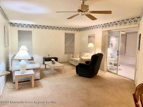 14 Lancaster Ct, Forked River, NJ 08731 photo 4