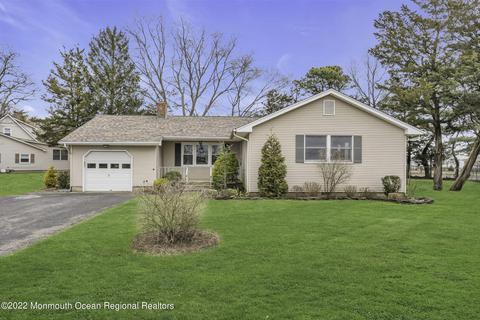 479 Commodore Dr, Forked River, NJ 08731 photo 2