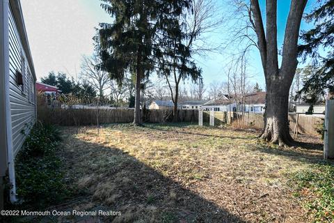35 Farmbrook Dr, Old Bridge, NJ 08857 photo 20