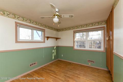 35 Farmbrook Dr, Old Bridge, NJ 08857 photo 16