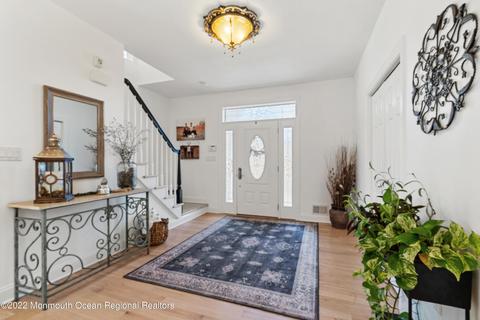 44 Centerville Rd, Holmdel, NJ 07733 photo 2