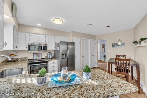 8 Bow Dr, Brick, NJ 08723 photo 28