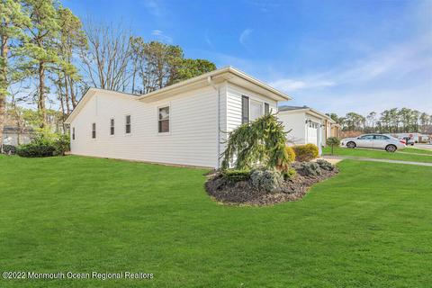 8 Bow Dr, Brick, NJ 08723 photo 3