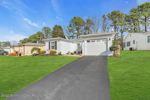 8 Bow Dr, Brick, NJ 08723 photo 6