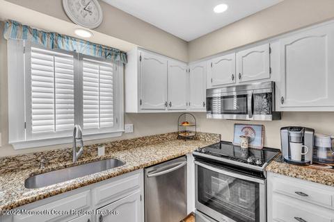 8 Bow Dr, Brick, NJ 08723 photo 24