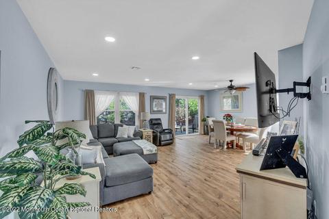 8 Bow Dr, Brick, NJ 08723 photo 31