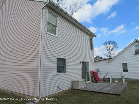 240 Walling Pl, North Middletown, NJ 07748 photo 4