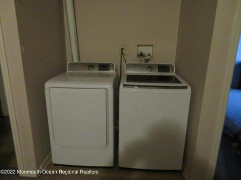 240 Walling Pl, North Middletown, NJ 07748 photo 19