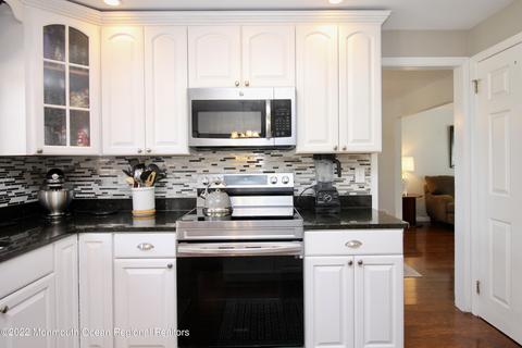 8 Buxton Rd, Jackson, NJ 08527 photo 17