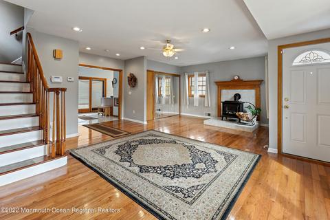150 3rd St, Dunellen, NJ 08812 photo 1
